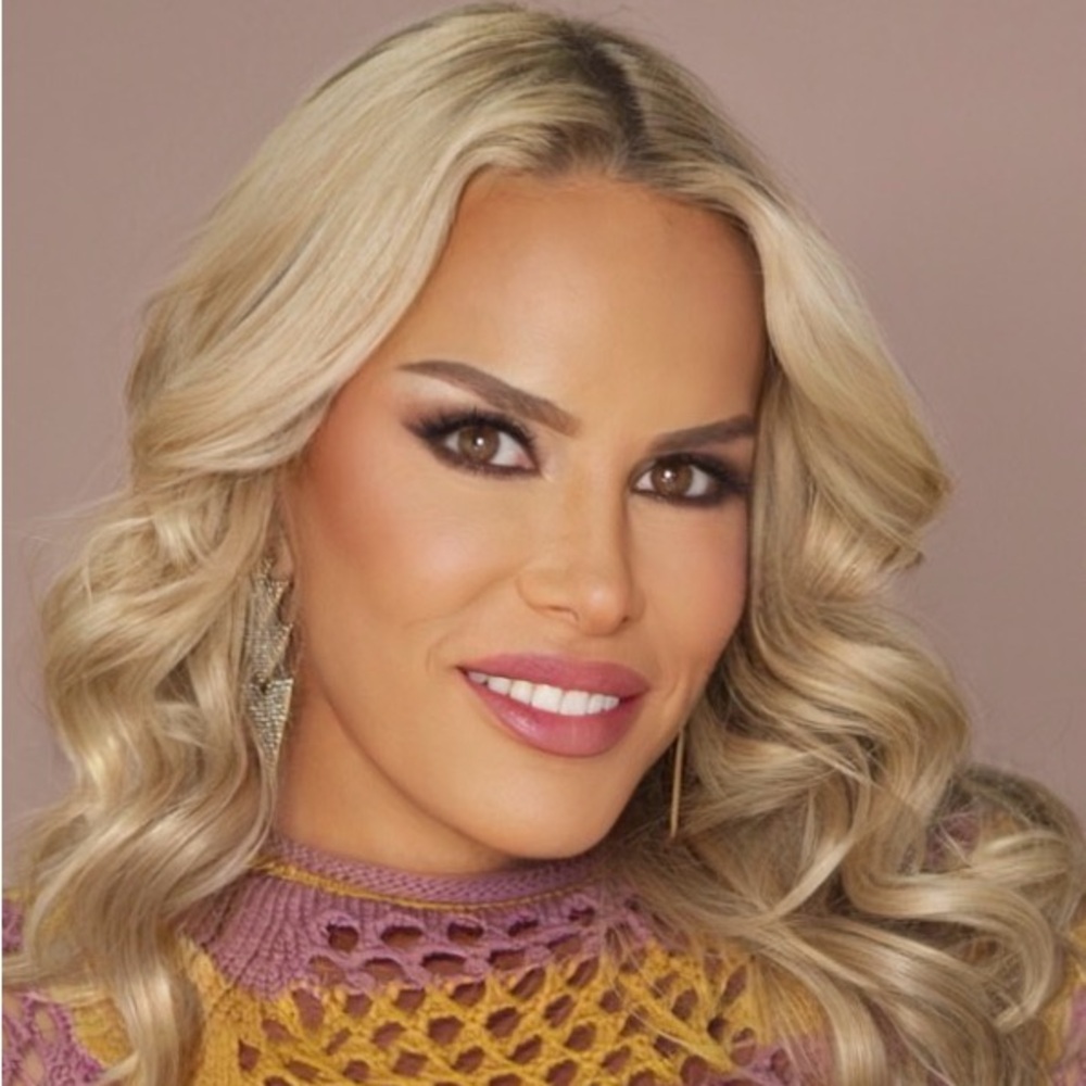 💗 Meet Your Posher... 💗